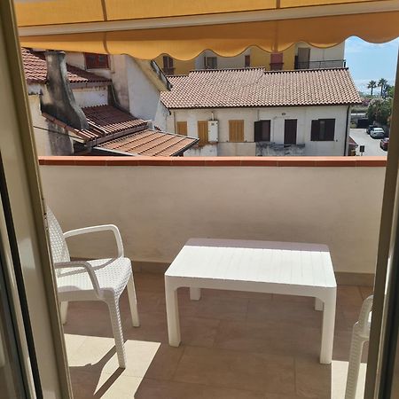 B&B Al Quadrato Скалеа Екстериор снимка