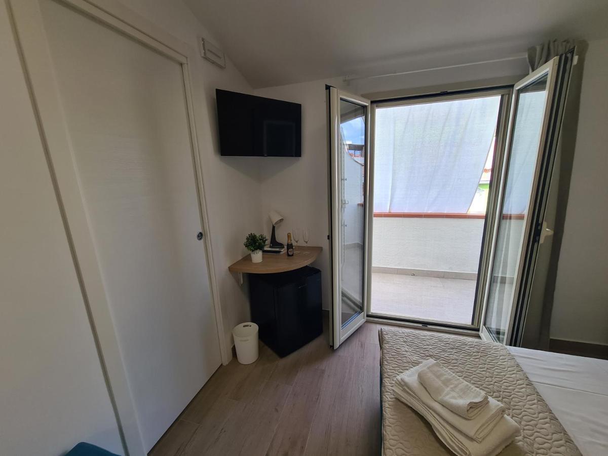 B&B Al Quadrato Скалеа Екстериор снимка